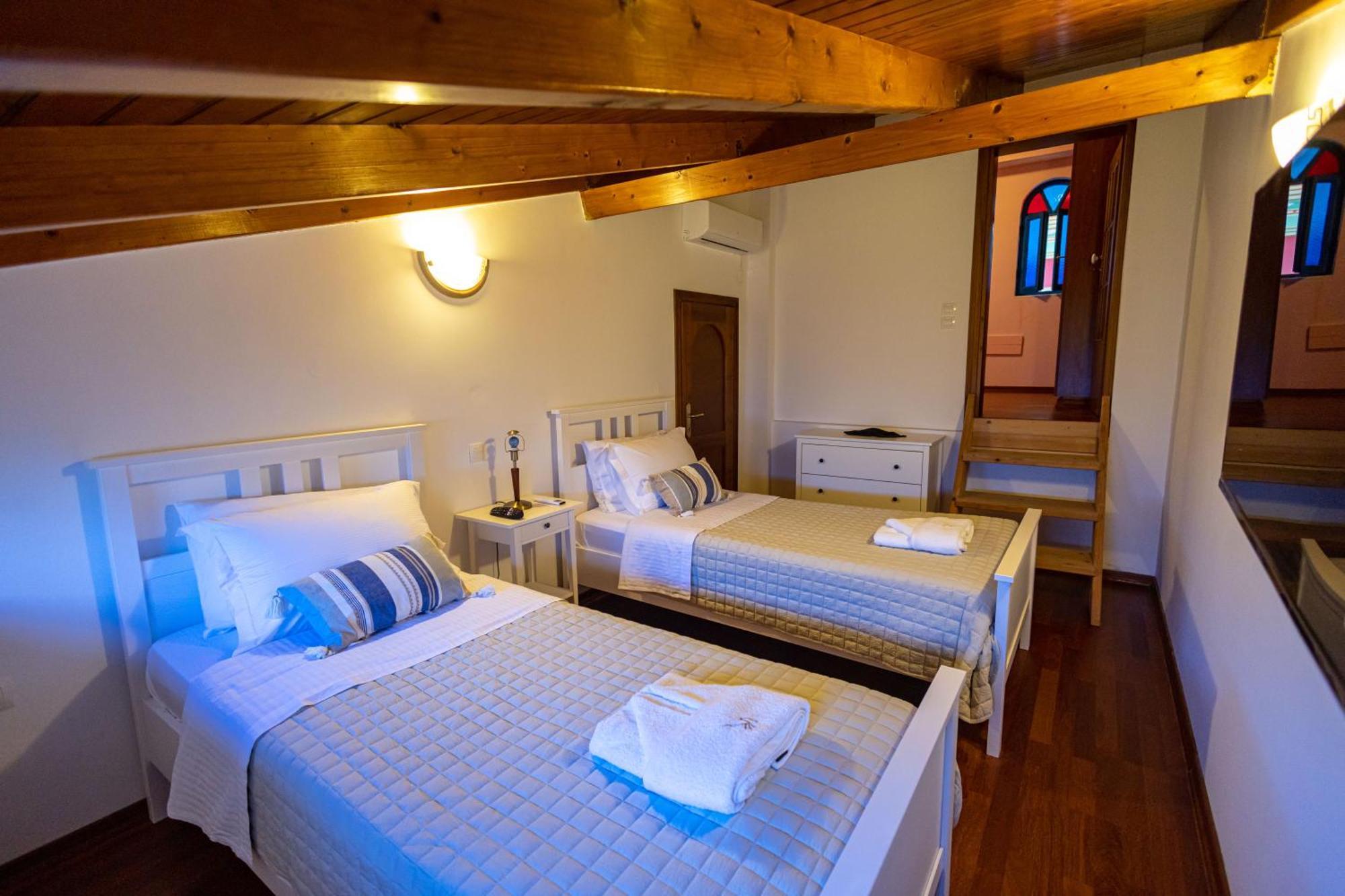 Reale - Art Luxury Villa Митикас Экстерьер фото